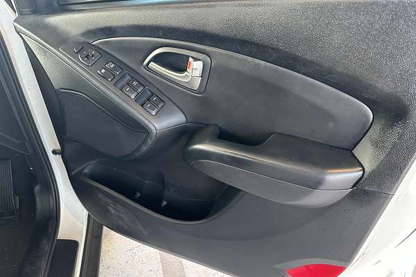 2012 Hyundai ix35 Highlander LM2