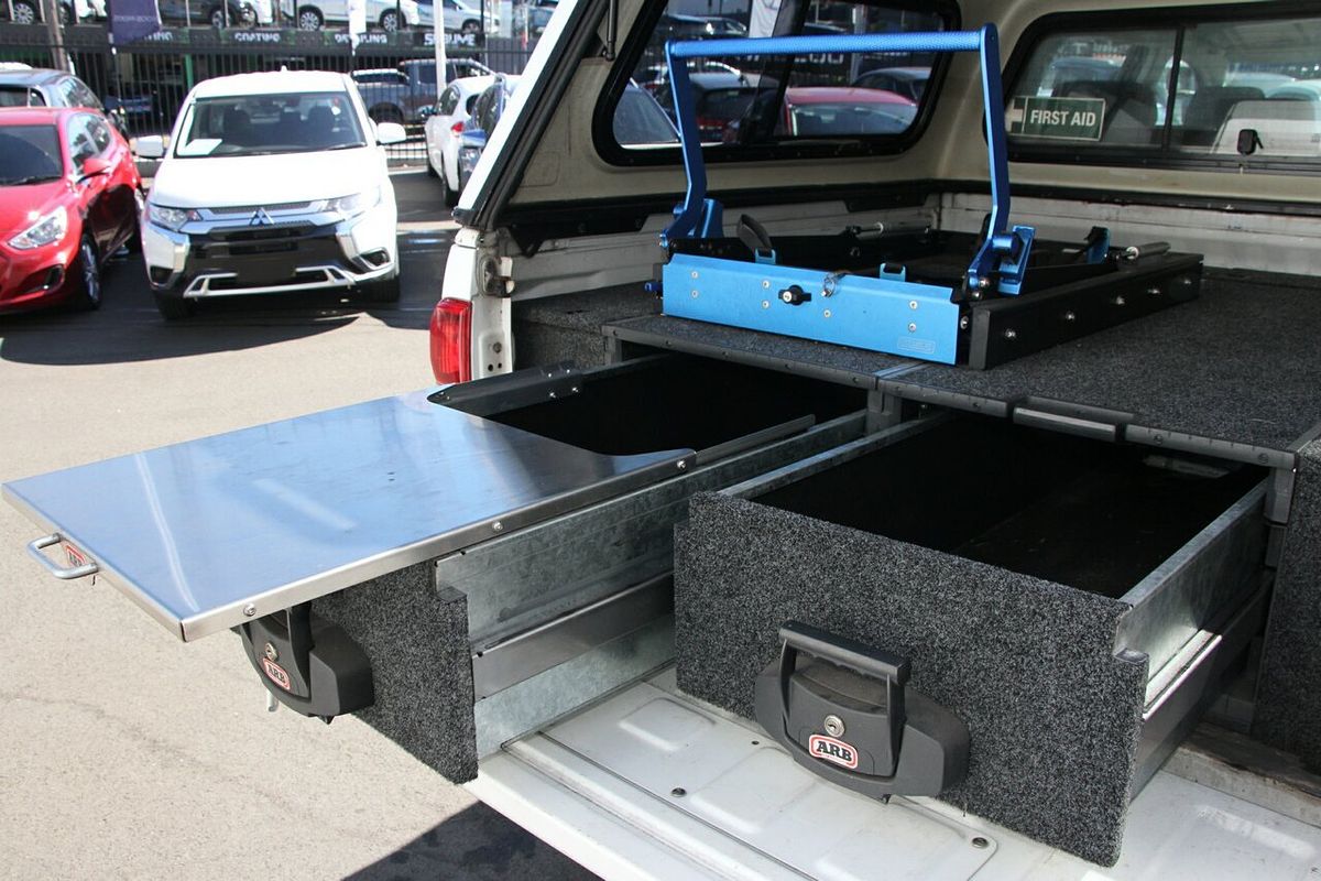 2014 Toyota Hilux SR KUN26R 4X4