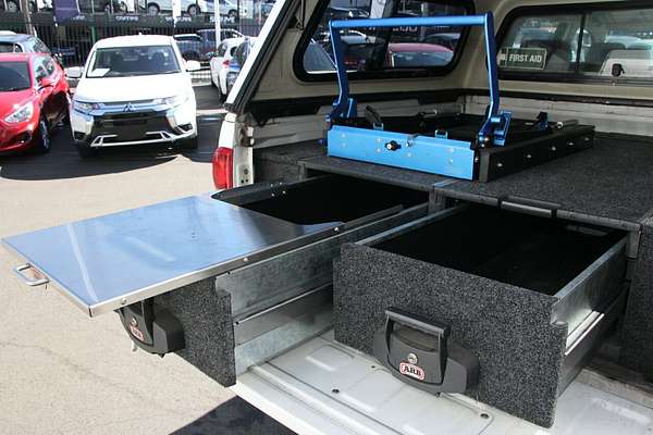 2014 Toyota Hilux SR KUN26R 4X4