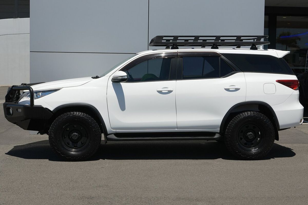 2015 Toyota Fortuner GX GUN156R