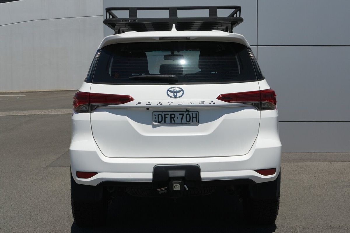 2015 Toyota Fortuner GX GUN156R