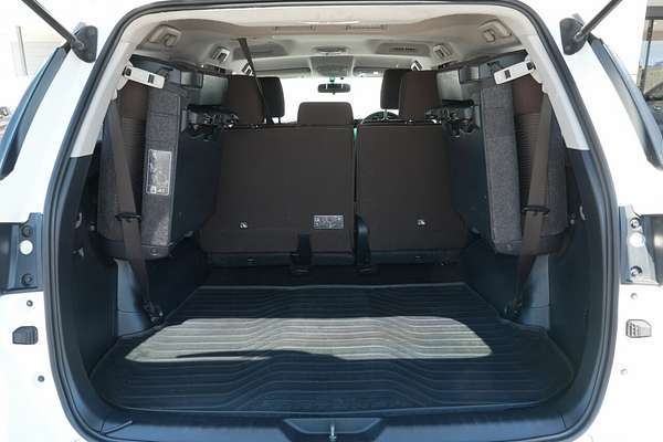 2015 Toyota Fortuner GX GUN156R