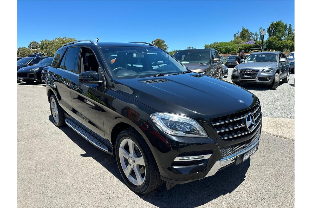2013 Mercedes-Benz M-Class ML250 BlueTEC W166