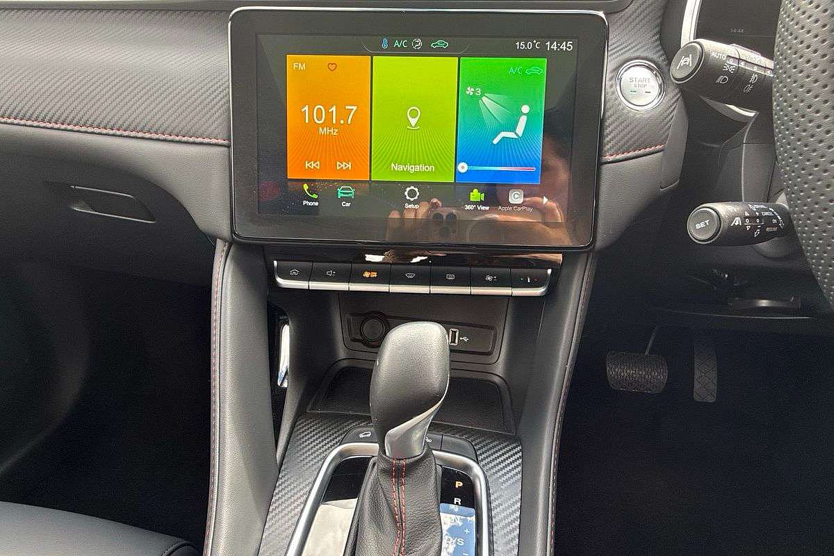 2024 MG ZST ESSENCE MY23