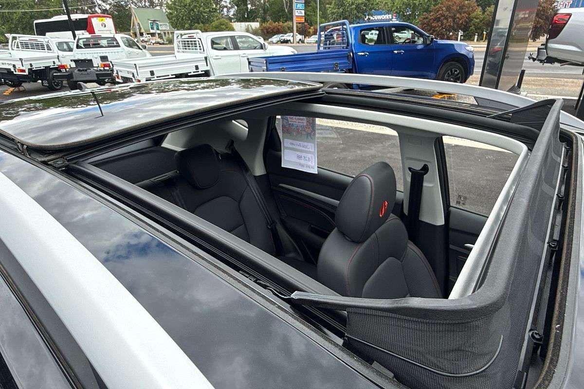 2024 MG ZST ESSENCE MY23