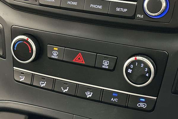 2021 Hyundai iLoad TQ4