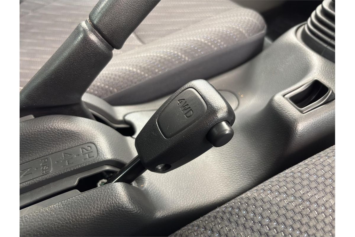 2024 Suzuki Carry 4WD - 5sp Manual DA16T