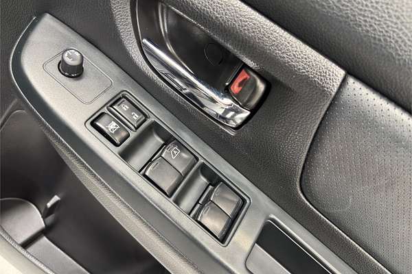 2014 Subaru XV 2.0i-S G4X