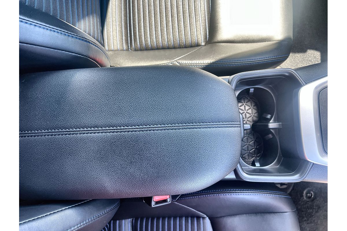 2024 Toyota RAV4 XSE AXAH54R