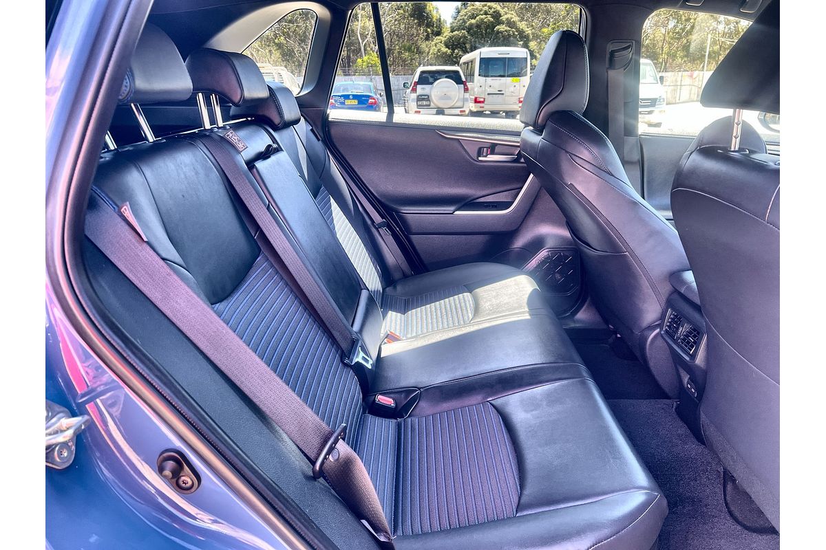 2024 Toyota RAV4 XSE AXAH54R