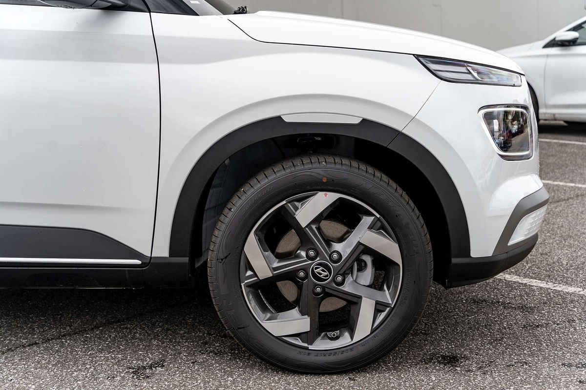 2025 Hyundai Venue Elite QX.V5