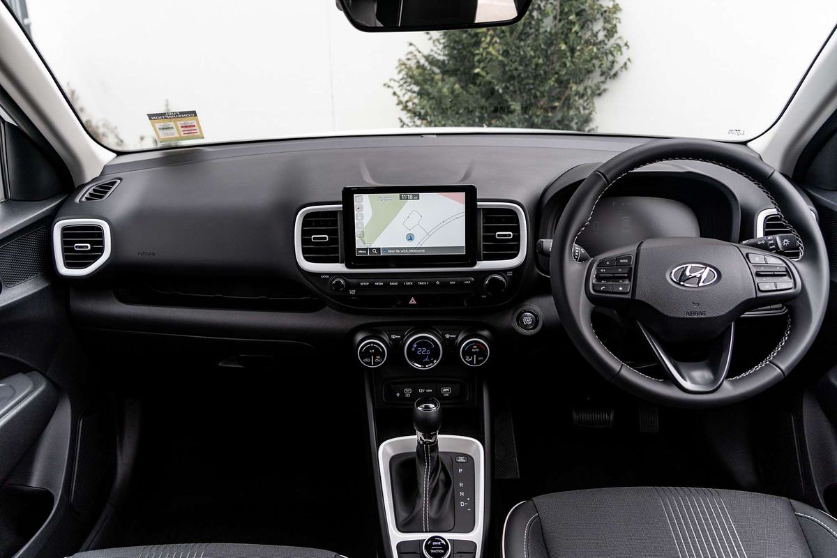 2025 Hyundai Venue Elite QX.V5