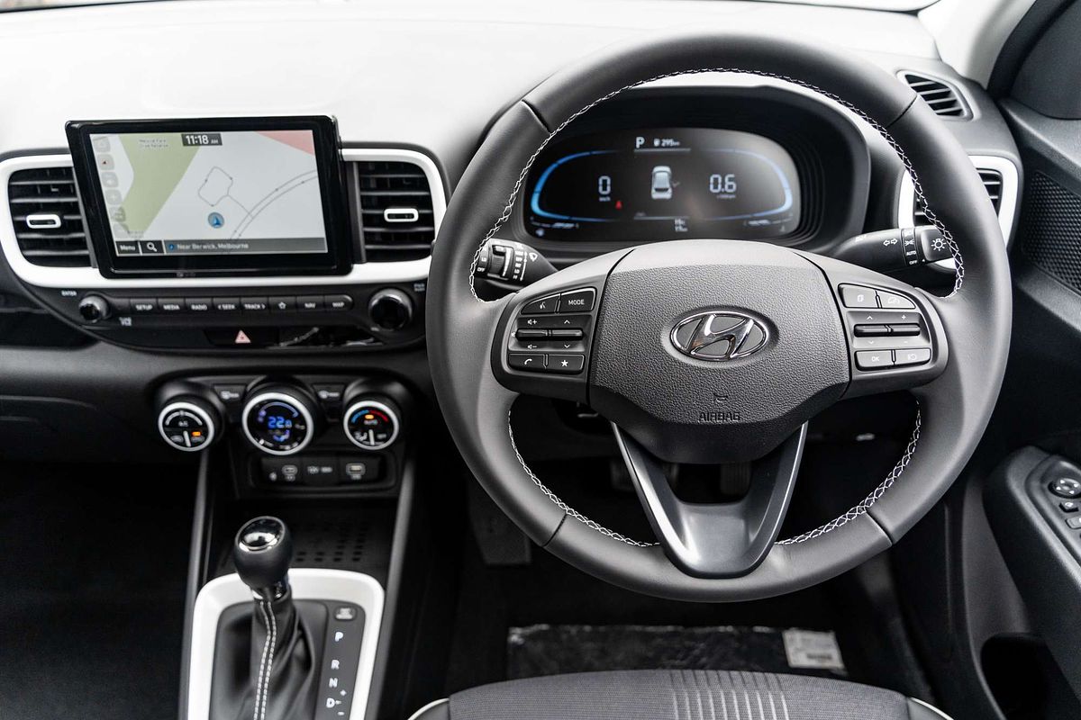 2025 Hyundai Venue Elite QX.V5