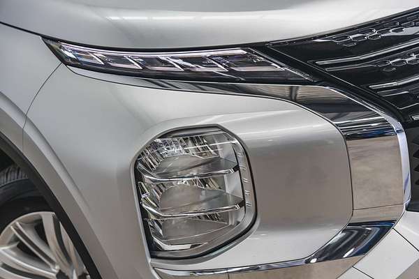 2023 Mitsubishi Outlander ES ZM