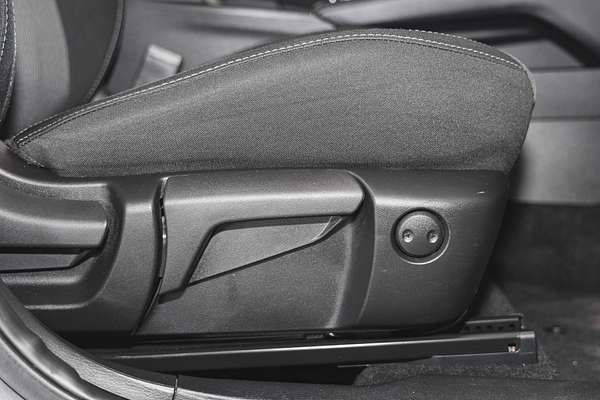 2023 Mitsubishi Outlander ES ZM