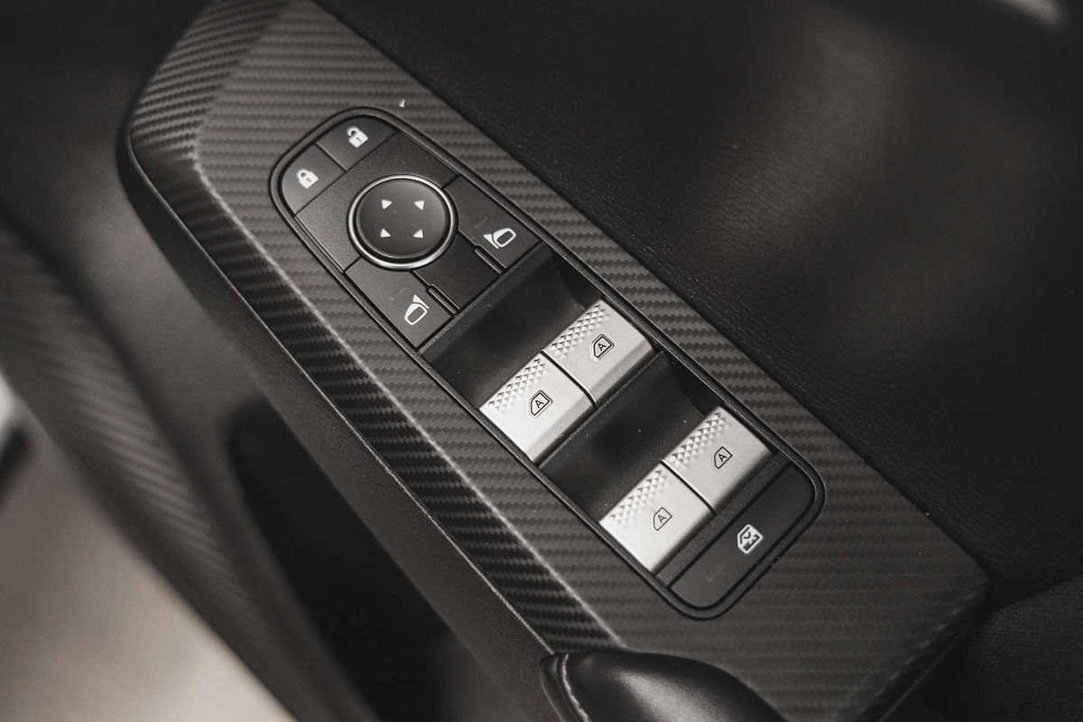 2023 Mitsubishi Outlander ES ZM