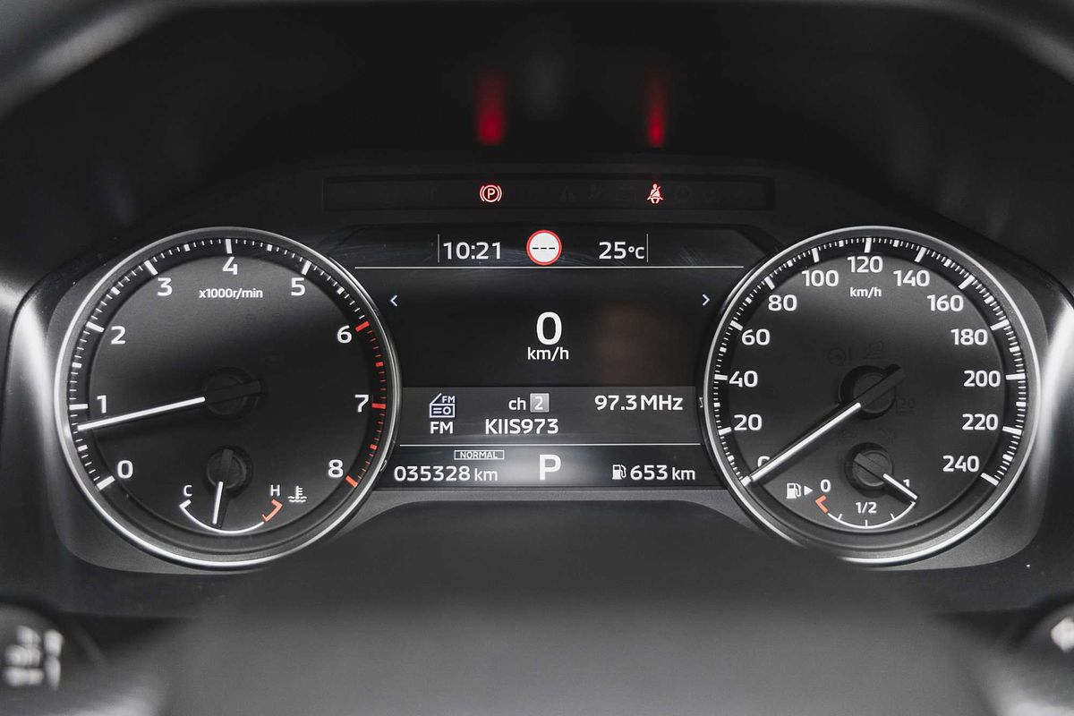 2023 Mitsubishi Outlander ES ZM