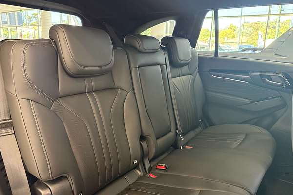 2025 Isuzu MU-X LS-T