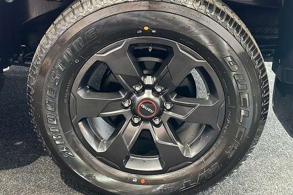 2025 Isuzu D-MAX X-TERRAIN 4X4