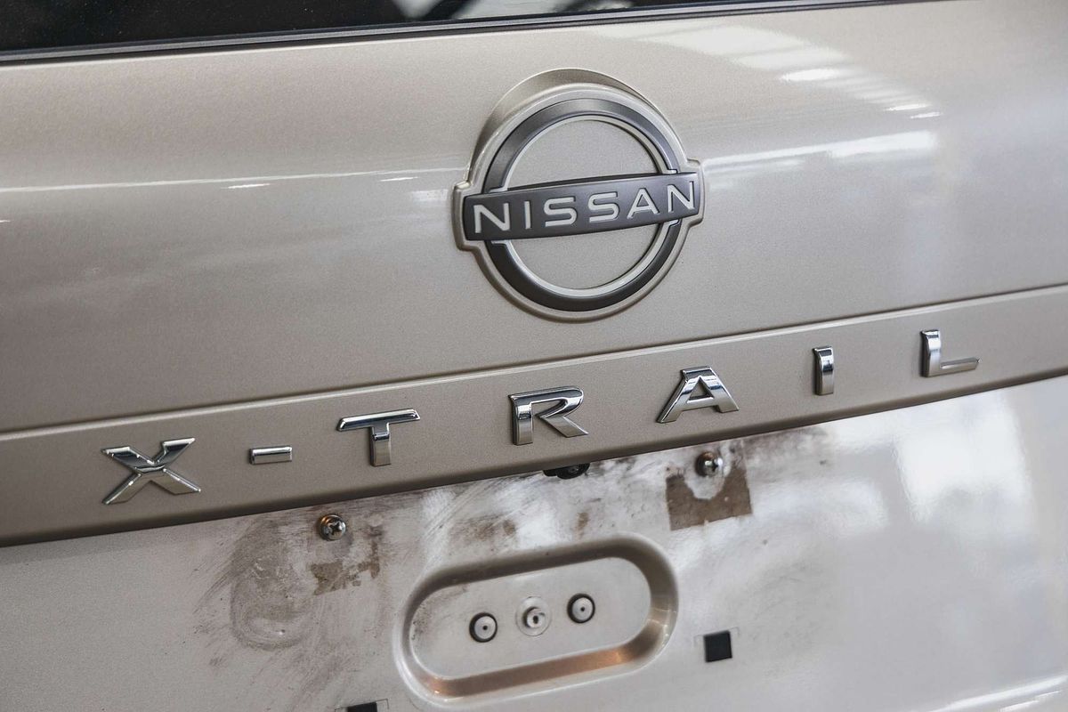 2023 Nissan X-TRAIL ST-L T33