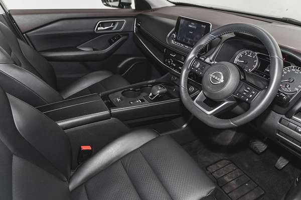 2023 Nissan X-TRAIL ST-L T33