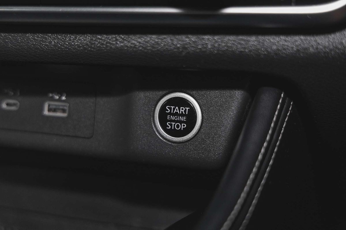 2023 Nissan X-TRAIL ST-L T33