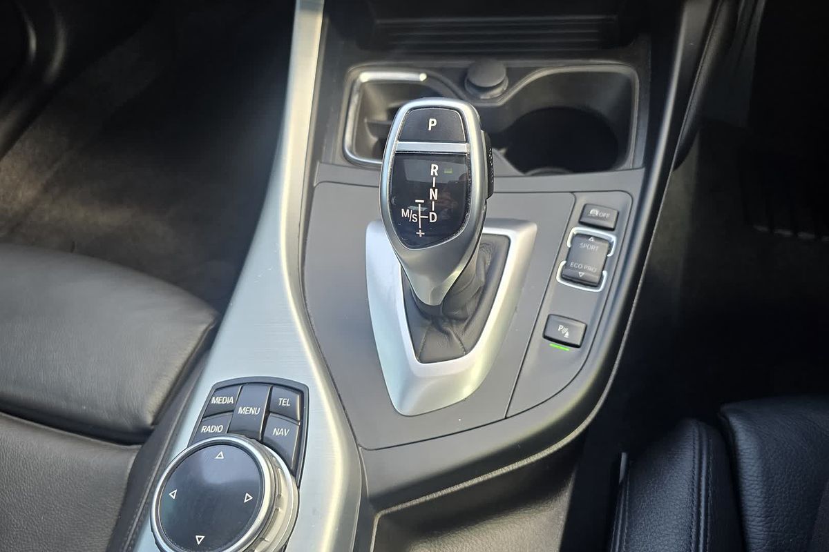 2014 BMW 2 Series M235i F22