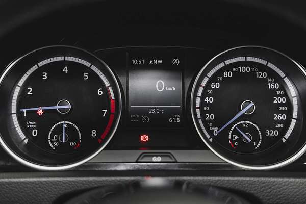 2015 Volkswagen Golf R 7