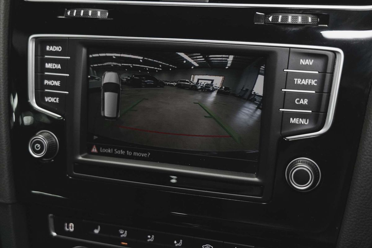 2015 Volkswagen Golf R 7