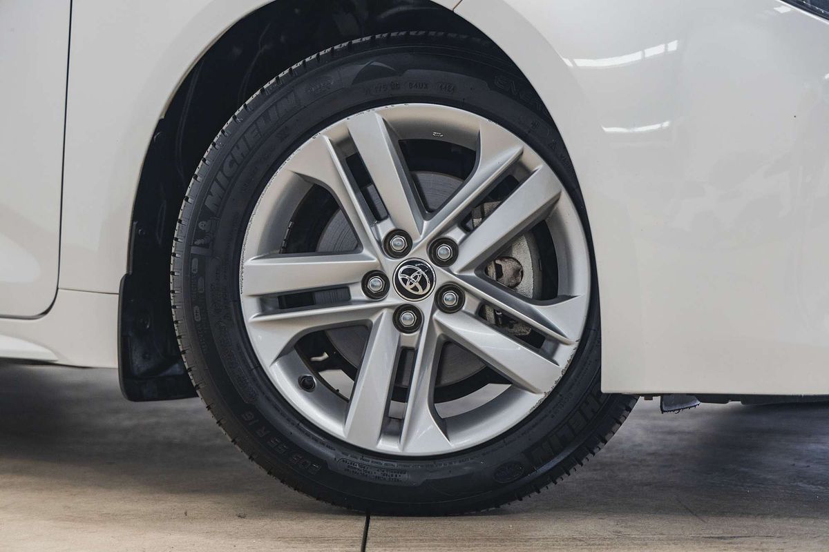 2020 Toyota Corolla SX MZEA12R