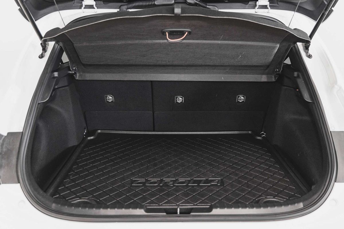 2020 Toyota Corolla SX MZEA12R