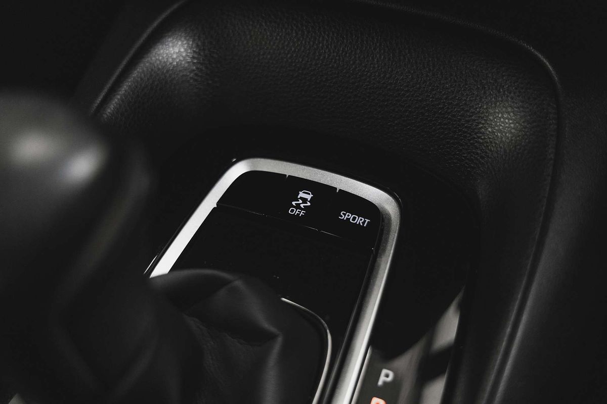 2020 Toyota Corolla SX MZEA12R