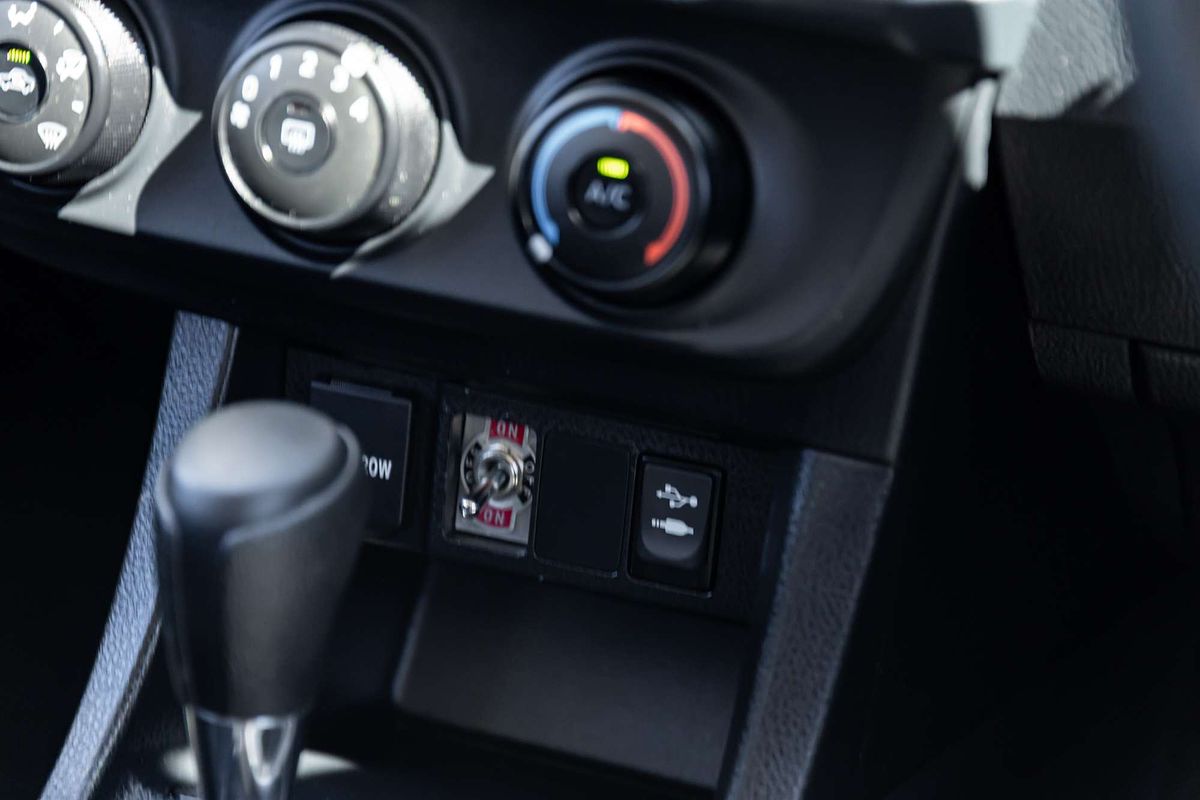 2015 Toyota Corolla Ascent ZRE172R