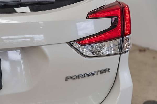 2021 Subaru Forester 2.5i S5