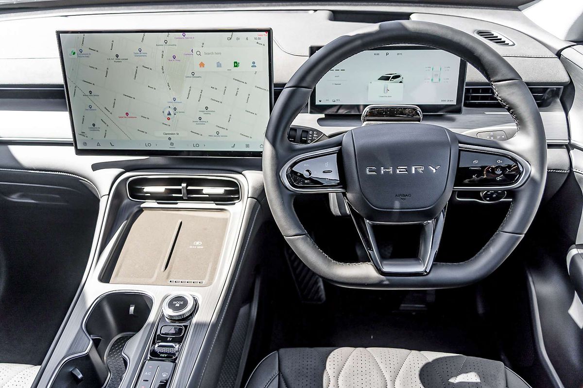 2025 Chery Tiggo 8 Super Hybrid Ultimate T31