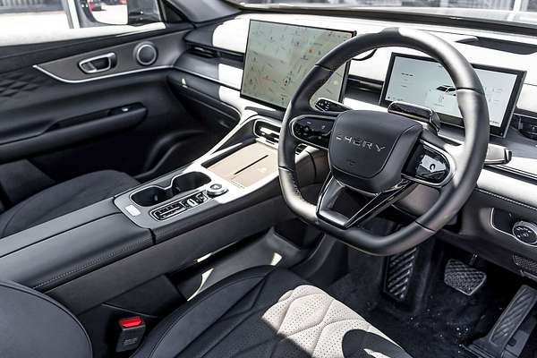 2025 Chery Tiggo 8 Super Hybrid Ultimate T31