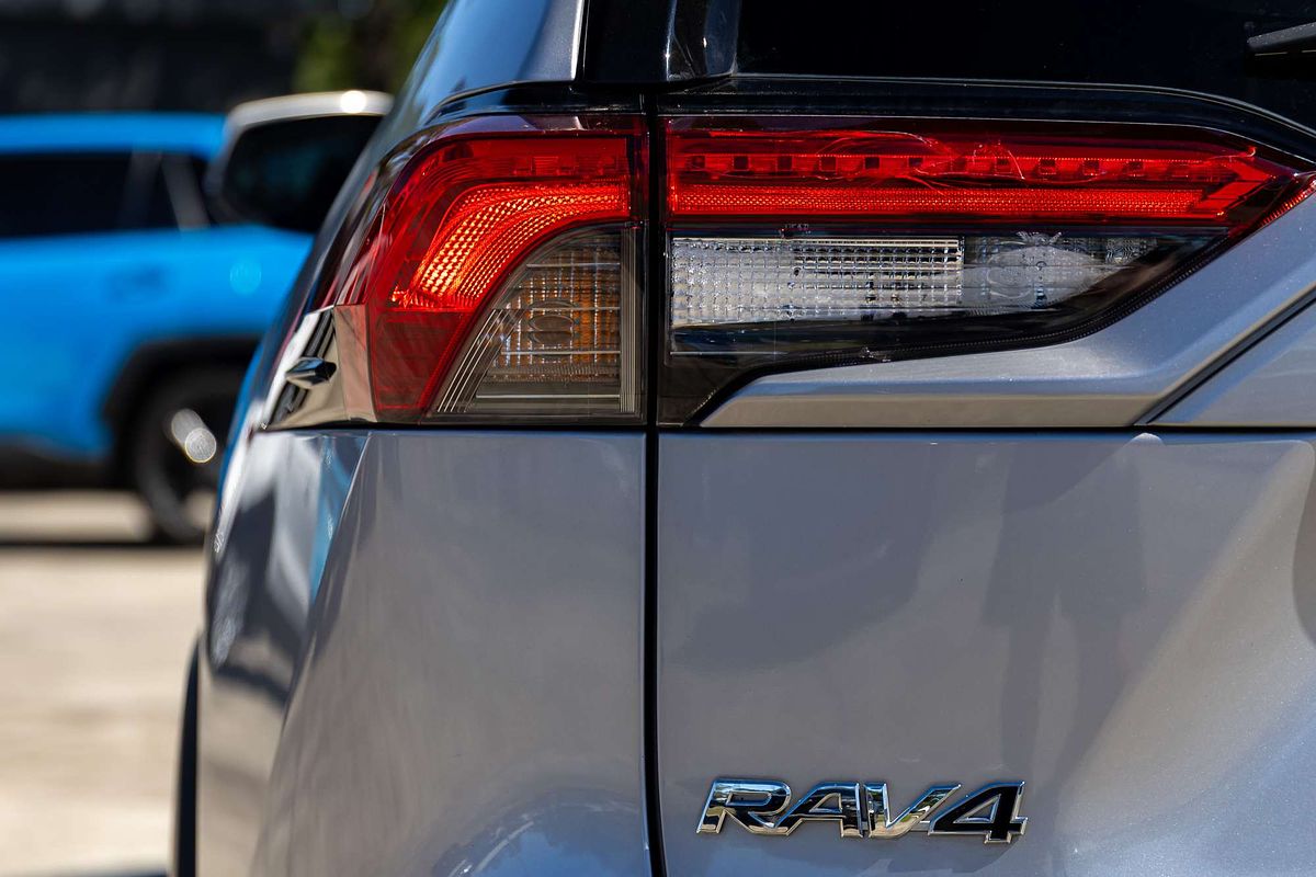 2020 Toyota RAV4 GXL AXAH54R