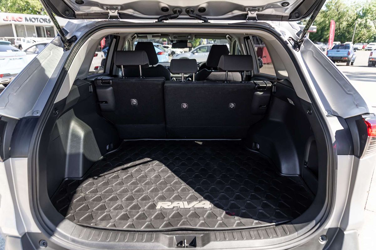 2020 Toyota RAV4 GXL AXAH54R