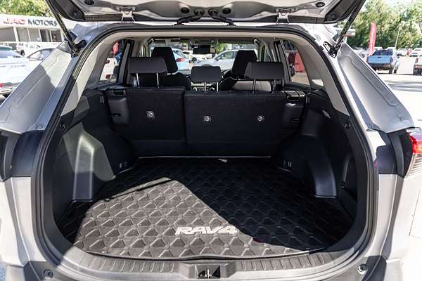 2020 Toyota RAV4 GXL AXAH54R