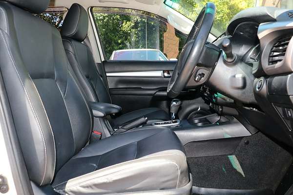 2020 Toyota Hilux SR5 GUN126R 4X4