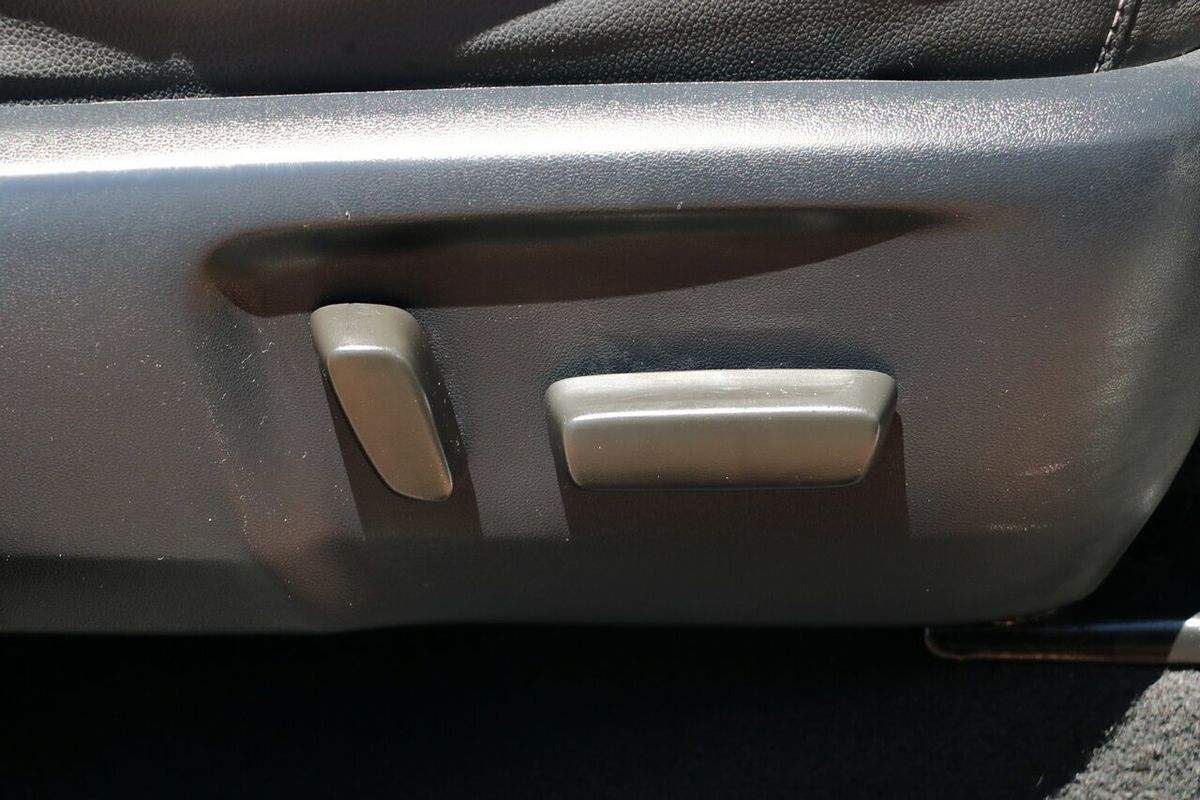 2020 Toyota Hilux SR5 GUN126R 4X4