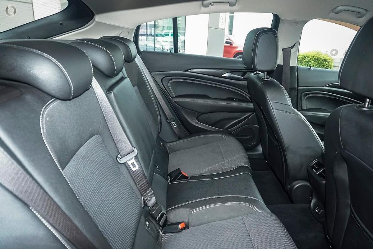 2018 Holden Commodore RS ZB