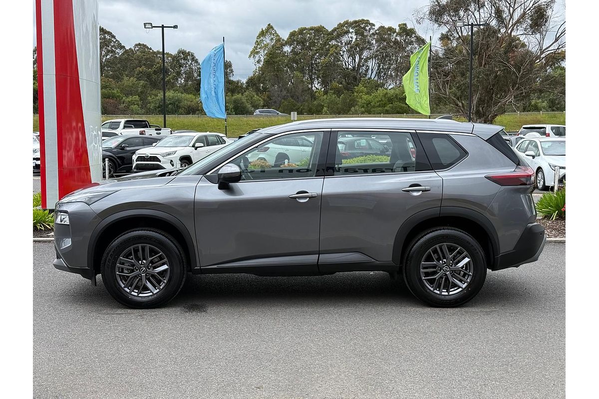 2024 Nissan X-TRAIL ST T33