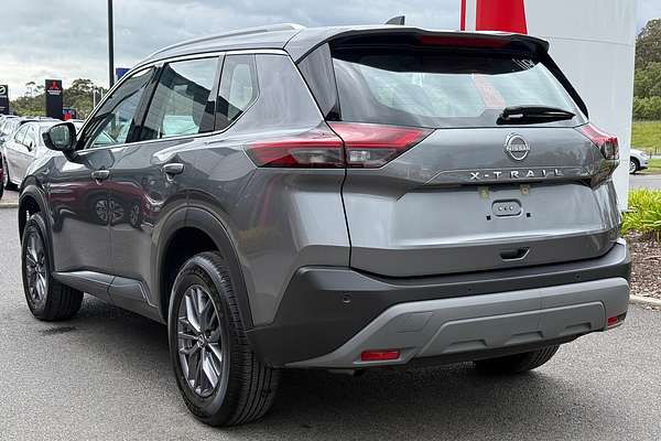 2024 Nissan X-TRAIL ST T33