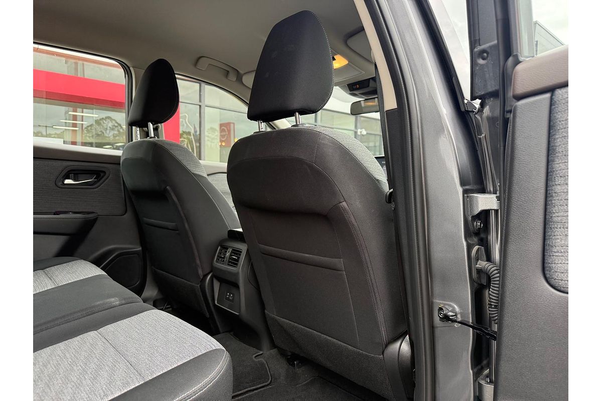 2024 Nissan X-TRAIL ST T33