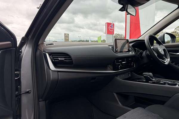 2024 Nissan X-TRAIL ST T33