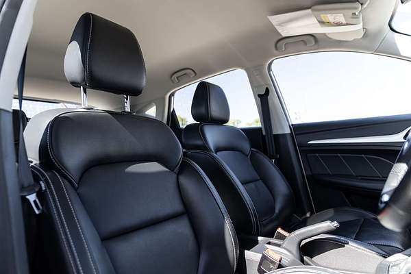 2023 MG ZS Excite AZS1