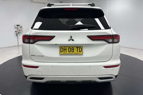 2023 Mitsubishi Outlander LS ZM