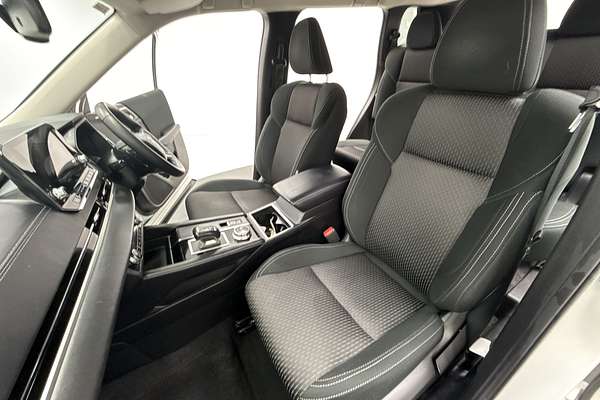 2023 Mitsubishi Outlander LS ZM