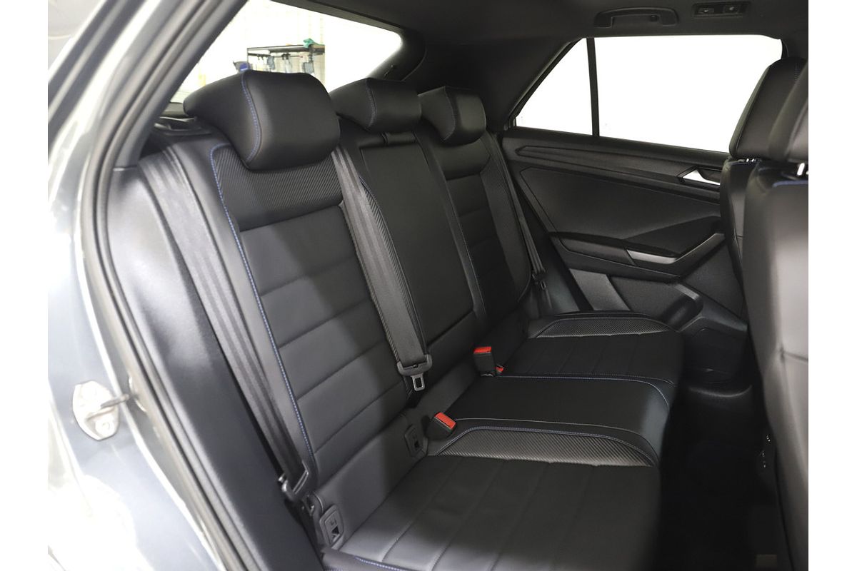 2023 Volkswagen T-Roc R D11